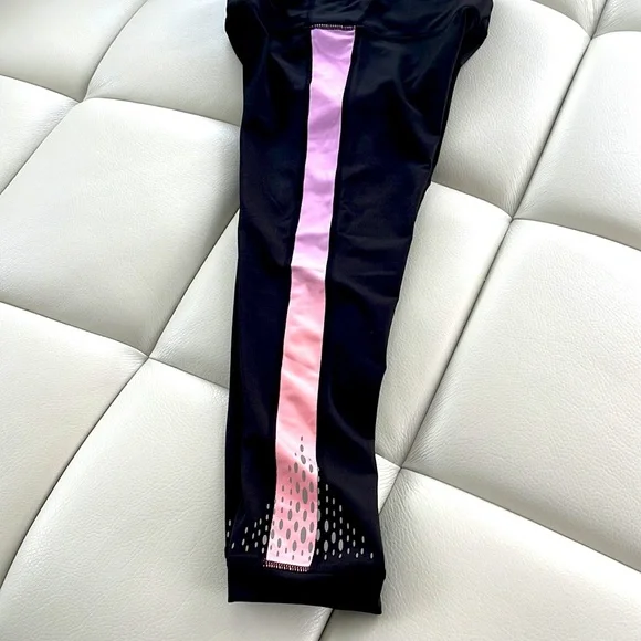 Mid-shin length Just Cleave black leggings. Size 4. - Picture 2 of 8